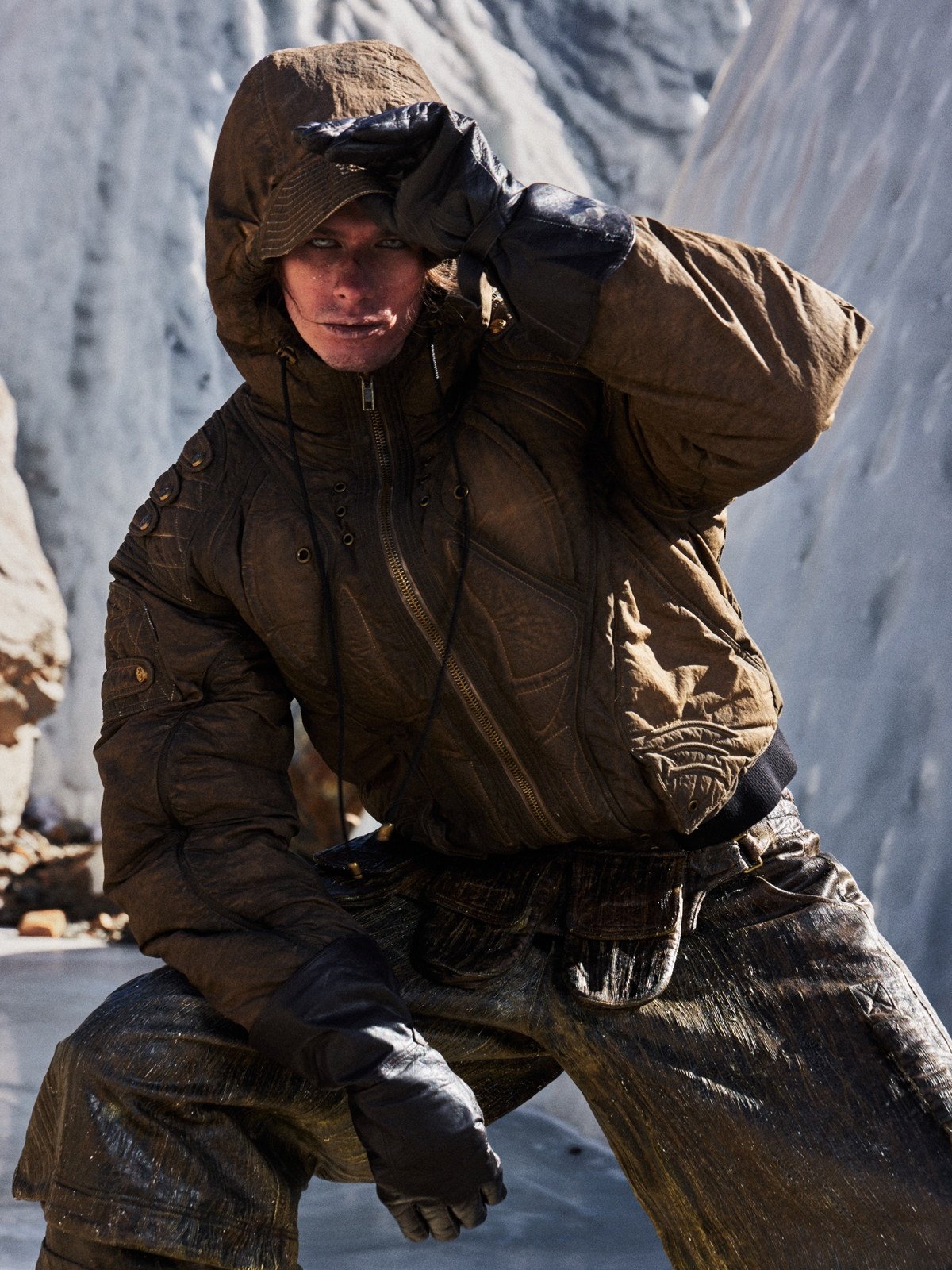 Mens Brown Cotton Padded Jacket With Dyed Yarn